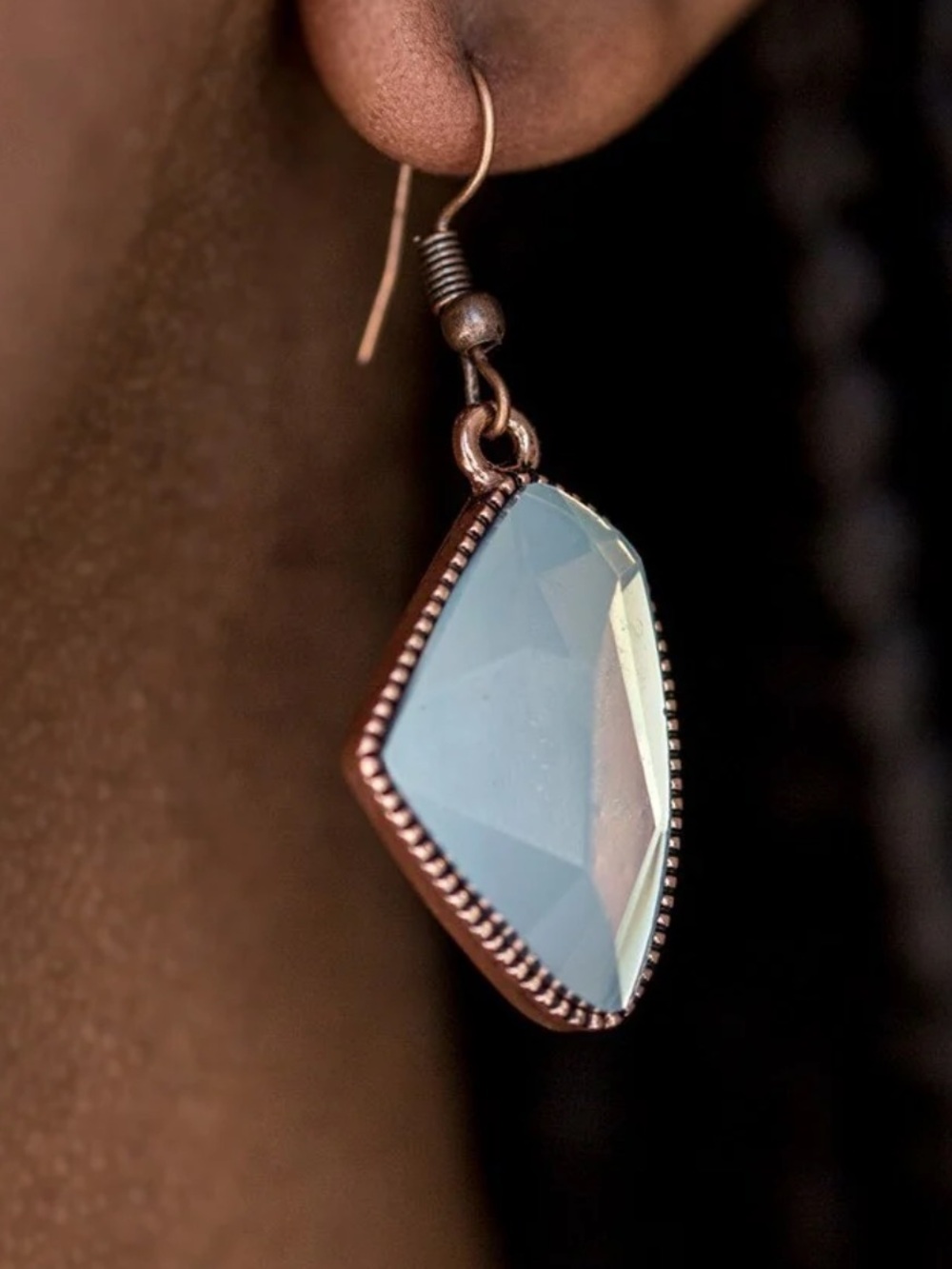 🤍💎🤍 “MYSTIC MIST” COPPER WITH BLUE FACETED CRYSTALS EARRINGS ~ PAPARAZZI❗️ 🤍💎🤍